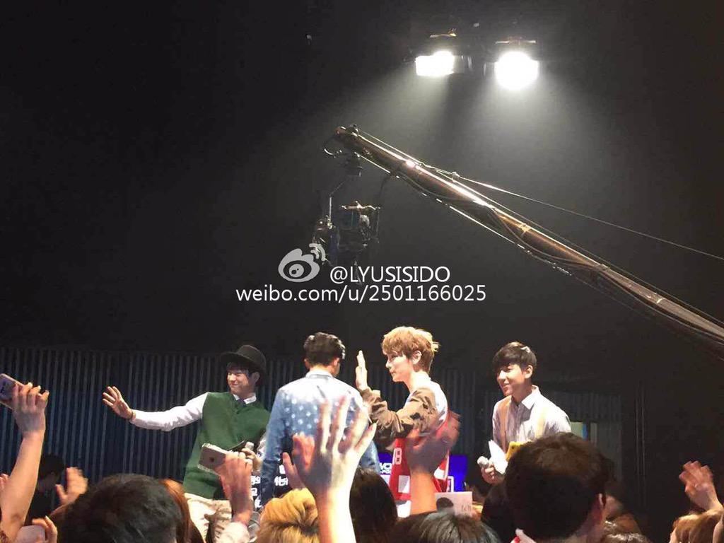 KaewRattika's tweet photo. cr. LYUSISIDO(Weibo) 0416 M! Countdown #KimKey #Jungshin #Jr. #Junior #주니어 #BamBam http://t.co/IBamo3cBsz