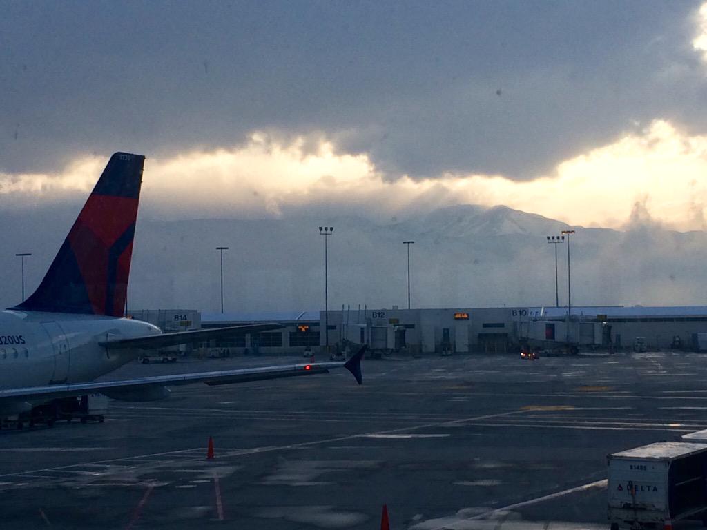 annigurumi's tweet photo. Time to take my #uxim learnings home- been good, Salt Lake. Thanks @UIE @ChrisRisdon @AaronGustafson @JennLukas ! http://t.co/TXSPlg8ZPb