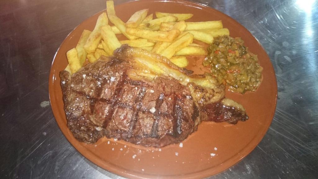Altos_Ibericos's tweet photo. Altos Grill!! http://t.co/H8py2oFdEy