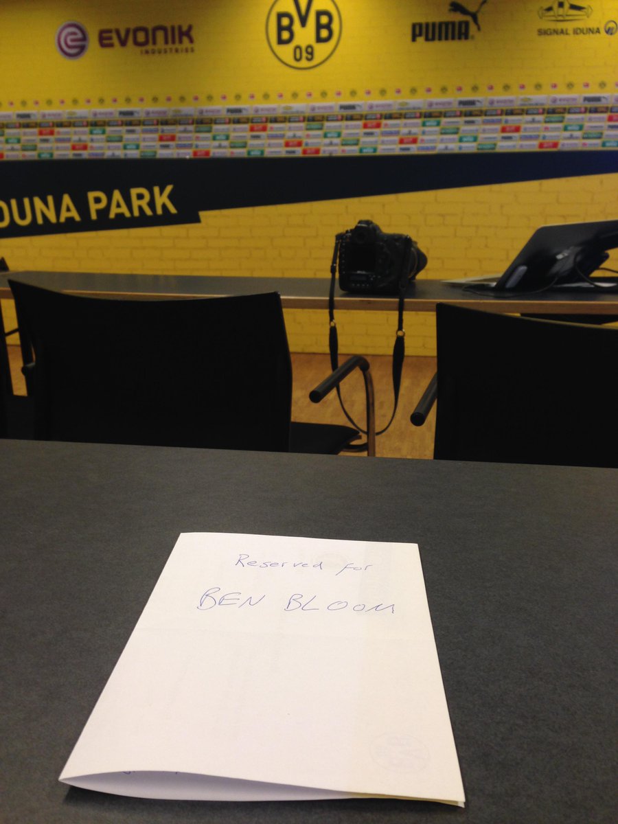 BILD_Sport's tweet photo. @benbloomsport – you should come on Saturday. Otherwise this seat will remain empty. #helpbenbloom http://t.co/3auAdvqdrw