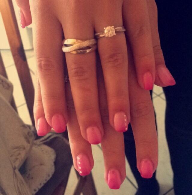 Maeva_vps's tweet photo. Ongles tout refaits gel thermique, merci à Élodie pour son super travail! Son FB: Elodie Onglerie 🙈💖 http://t.co/JwIA5NCjvD