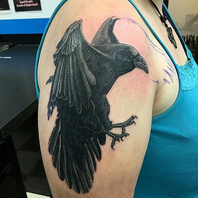 skunxtattoo's tweet photo. @NickSkunx started this amazing #crow last week #skunx #tattoo #tattoos #raven #crowtattoos #londontattoo http://t.co/KAFlg5agv3