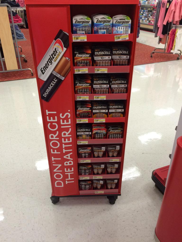 JoeGerard15's tweet photo. Need some batteries? We got them at #T0924 #chargeitup #smallbutmighty http://t.co/MHiLxoaIjz
