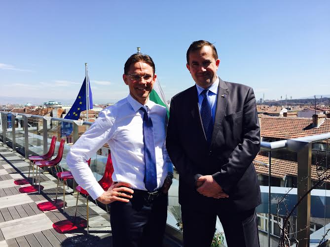 OgnianZlatev's tweet photo. Let's hope VP @jyrkikatainen is having a good day in #Sofia. The weather for sure is perfect. #investEU http://t.co/ckH8YY873H