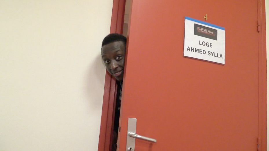 MDPasse's tweet photo. Et si on jouait à #MotDePasse avec @Ahmed_Sylla ? Par ici > http://t.co/t2Dwulnqpb @France2tv @Francetele #MDP http://t.co/9q9MUwTzok
