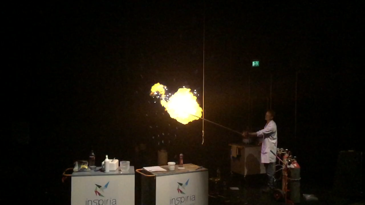 Energicamp-finalen som vi arrangerer sammen med @UE_Norge ble i dag åpnet med et smell på <a href="/INSPIRIAsc/">INSPIRIAsc</a>