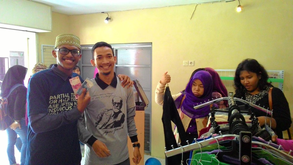 scienteees's tweet image. Peresmian Gerai Gedung FISIP Universitas Brawijaya (8/4/2015)