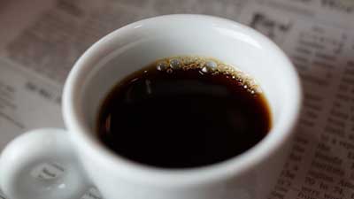 A woman is blaming her coffee-drinking parrot for her car crash
8nn.tv/1PTmixn