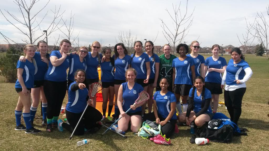 Lacrosse girls after a few bruises @DSSSGrizzlyDen <a href="/DavidSuzukiSS/">David Suzuki Secondary School</a>