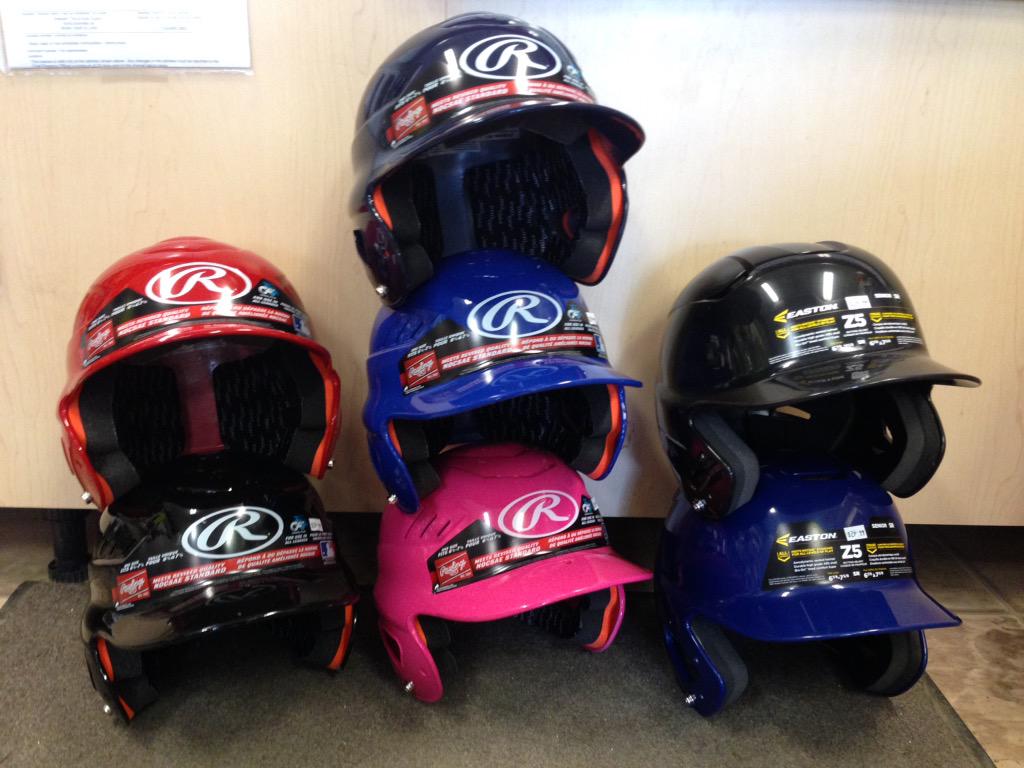 MotleySC's tweet image. New: @RawlingsSports Coolflo:red, navy, royal blue, blk or pink; @Easton_Baseball Z5:in dark royal or blk $29.99ea