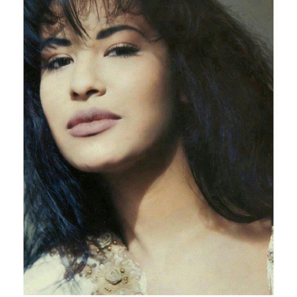 Happy birthday to the queen! Rip Selena Quintanilla Perez 