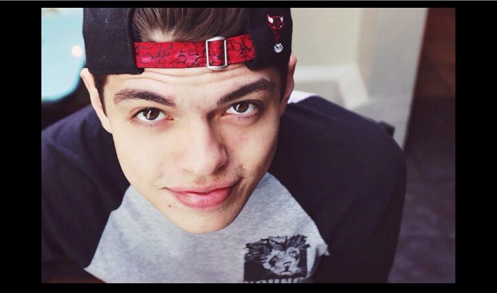 Happy birthday! You\re such a great dancer&choreographer and stuff. Keep on inspiring all of us iloveu 