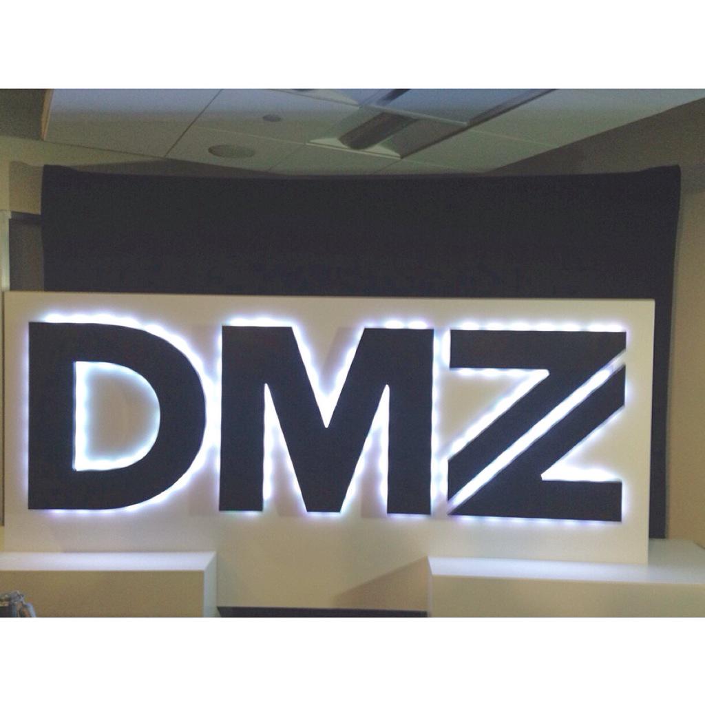 WomenAndTech's tweet photo. We are loving @RyersonDMZ's rebrand! Great job! #DMZ5 http://t.co/suyyJZNLIf