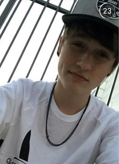 Happy birthday CRAWFORD COLLINS !!!!!!!
<3<3<3<3 