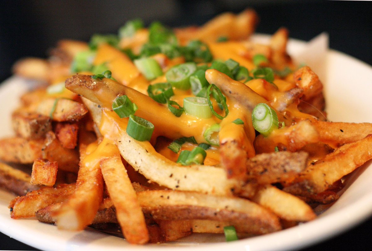 DMKBurgerFish's tweet image. Last day to get your little Haiku in for a chance to win 5 fries, 7 sandwiches, and 5 beers: goo.gl/PgPbyu