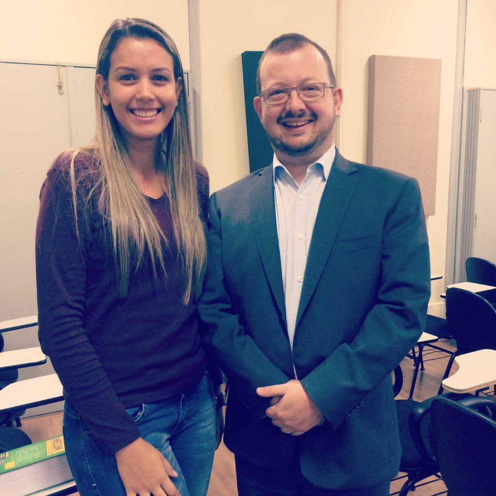 danyneri's tweet photo. Prof @MarceloMarineli obrigada pelas excelentes aulas!! Uma honra poder estar aqui! #oab #damasio @CacoalDamasio http://t.co/oeUvEC4Vhw