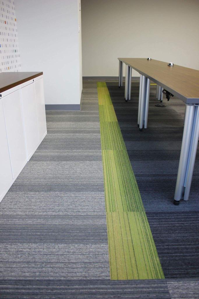 The_carpetguy's tweet photo. This #interfaceflor carpet reminds me the Xbox-one. By the way this is #microsoft offices on Monterrey Mex, like it ? http://t.co/iYhnOe0TCr