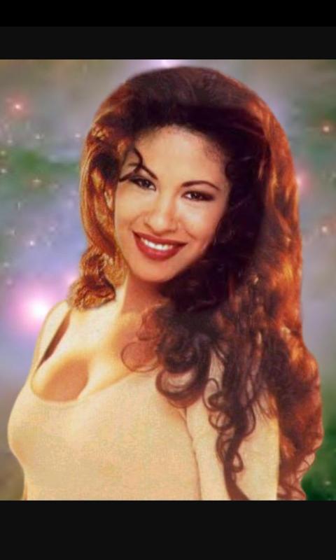 Happy birthday to the beautiful Selena Quintanilla! 
