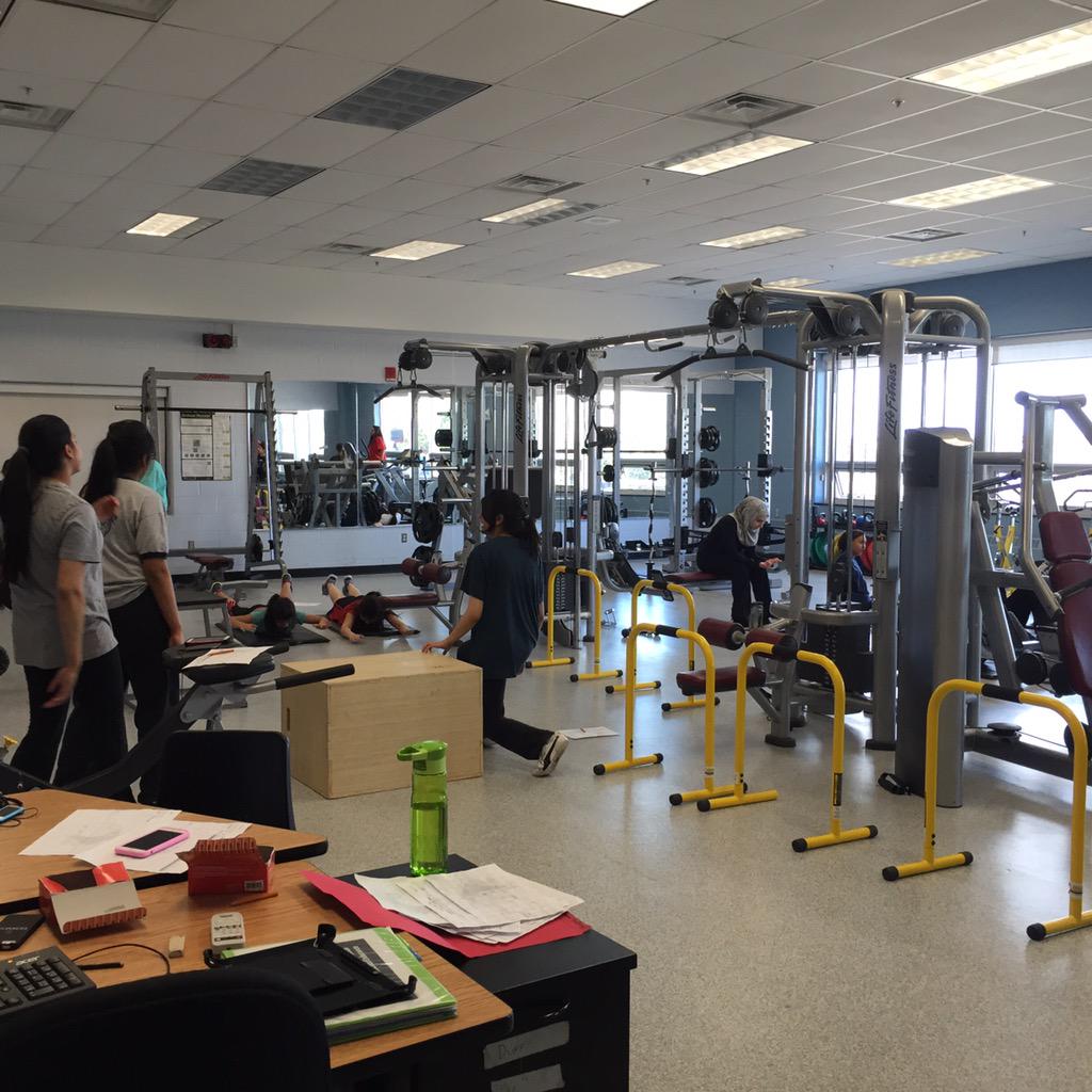 MegDonaldson3's tweet photo. Filthy 50 going down right now #strongwomen #strongmatters #pegeeks #slssweightroom http://t.co/FbzGjnGS4s