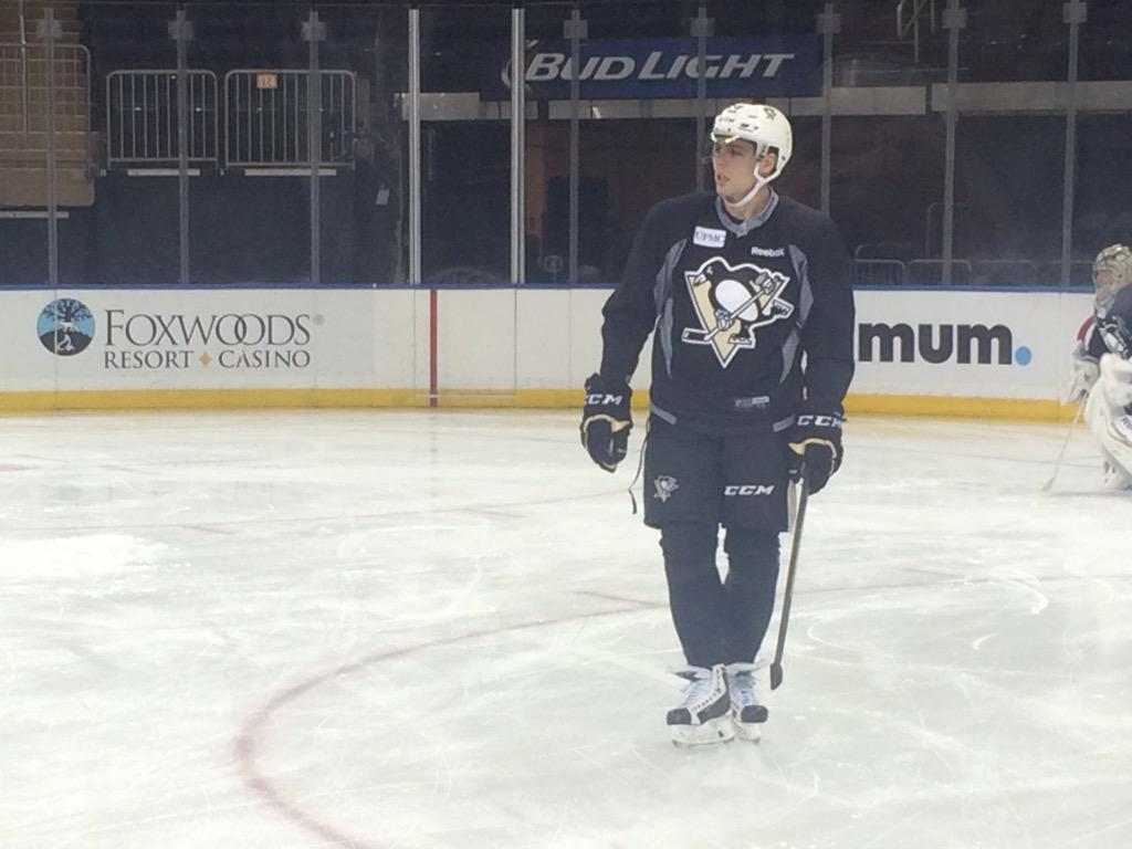 penguins's tweet image. Take a peek into today's #Pens morning skate at MSG.