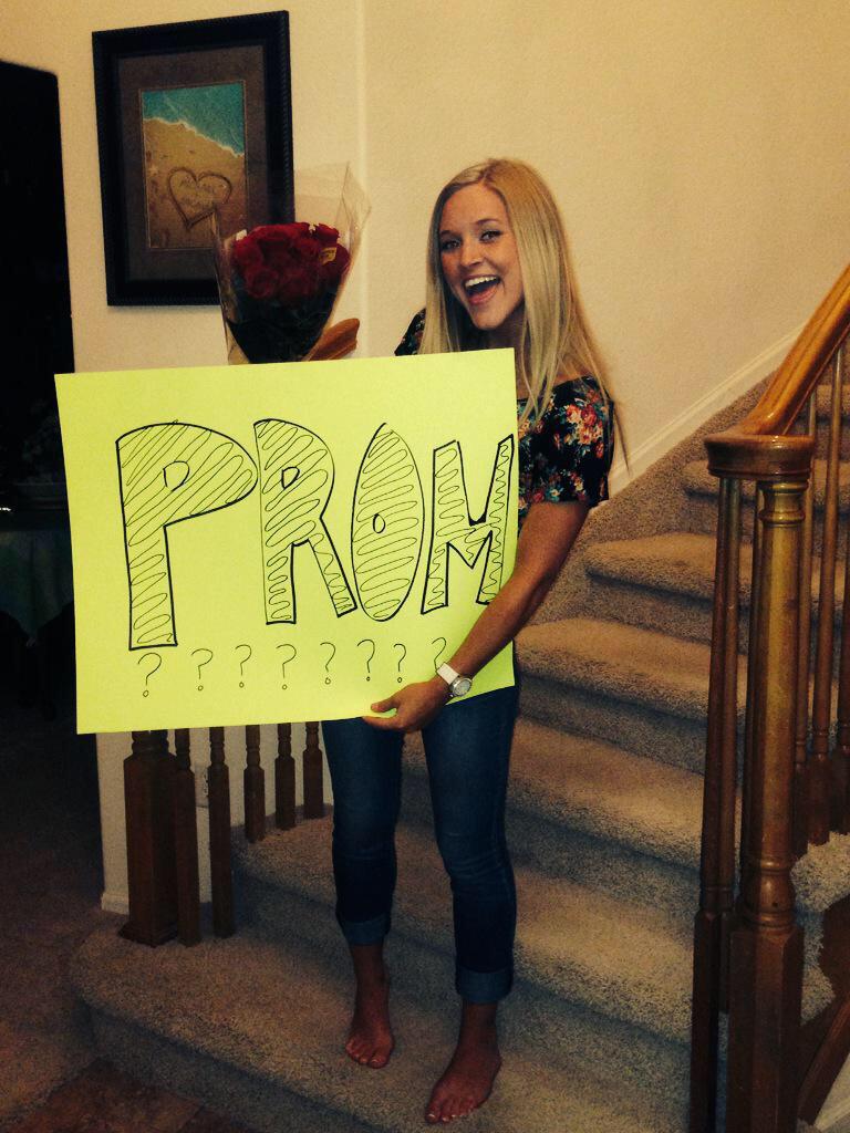 DC Promposals tweet media