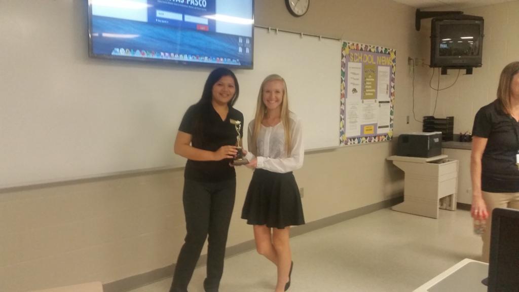 emilyrlamb's tweet photo. Congrats to Erin Kerns winner of our 8th Annual Business Academy Business Plan Competition @JWMHS @PascoCTE http://t.co/cu3qxOb1ul