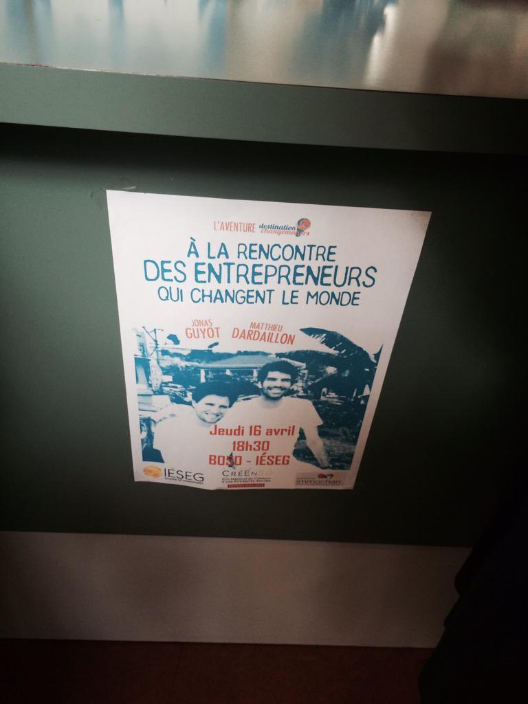 Impakters's tweet photo. Bientôt la conf. de @MatthieuDard et @jonasguyot : "À la rencontre des entrepreneurs qui changent le monde" http://t.co/0yjMGVV9QV