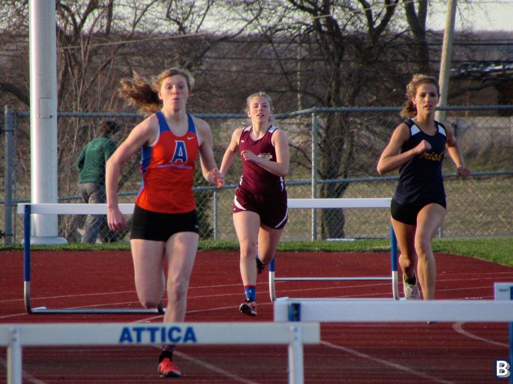 AlexBraskyBills's tweet photo. COMPLETE HS Sports Results (04/15/2015) – B-B/E, Attica, and ND Track endure exciting meet http://t.co/3WW1Y55eCp http://t.co/a7kLkPmYfK