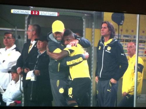apgyau3's tweet photo. We will miss you!! @SoyKloppo @JoeGyau36 Truly one of the BEST!! http://t.co/v3JC5BlWho