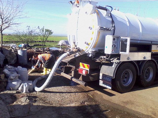 Kırsal mahallelerde kanal açma çalışmalarımız devam ediyor. <a href="/suskiurfa/">ŞUSKİ</a> @siverekkoor