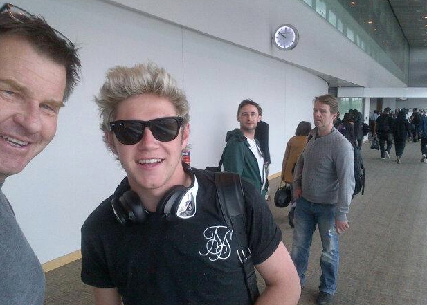MonsterProducts's tweet photo. #TBT - @NiallOfficial X #MonsterDNAPro 

#OneDirection http://t.co/2BWgqhG9qH