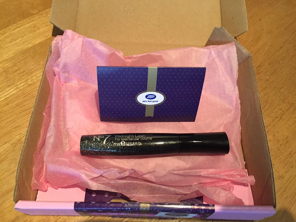 Just got home to find a lovely free no7 mascara from <a href="/BootsUK/">Boots</a> waiting for me. Made my day, thanks!
