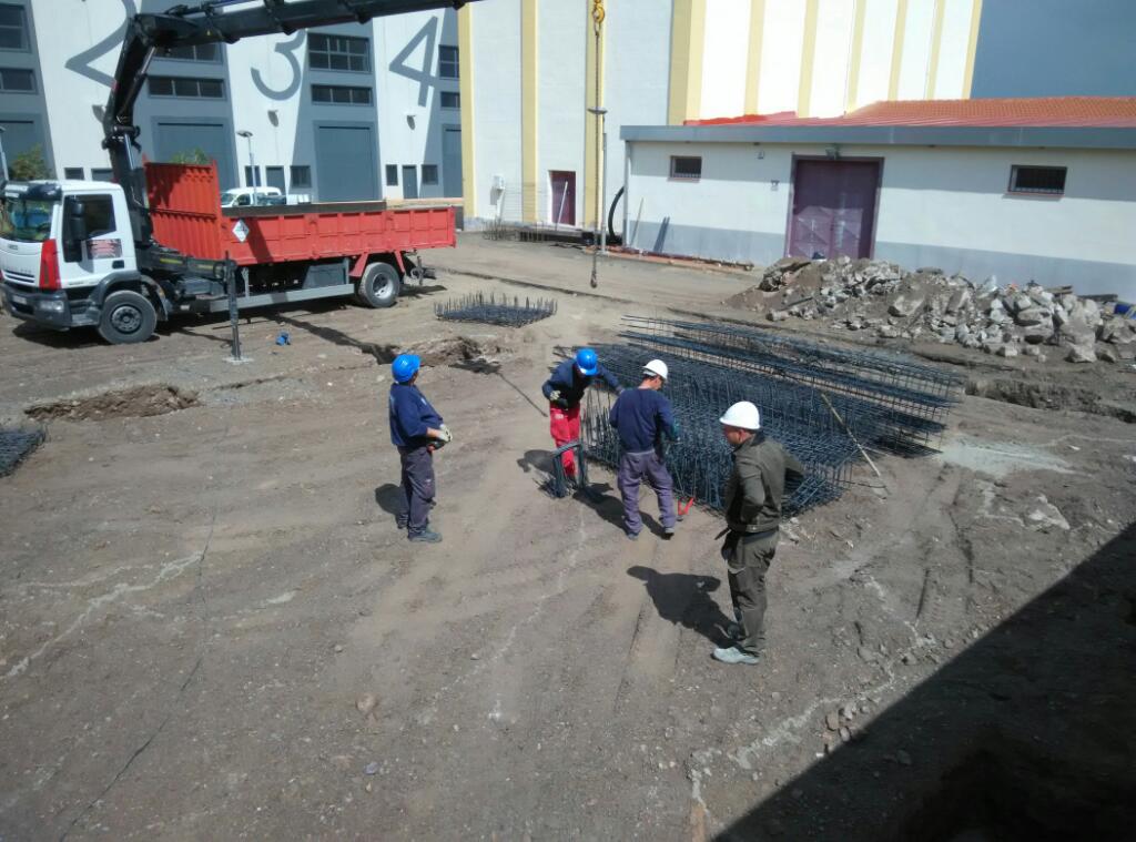 joaquin_giner's tweet photo. Cimentación por zapatas en nave de 32x15 m en CIE Lorca. #gestiondeobras + servicios en http://t.co/OSqPdcLSHB http://t.co/fQS3b731Vf
