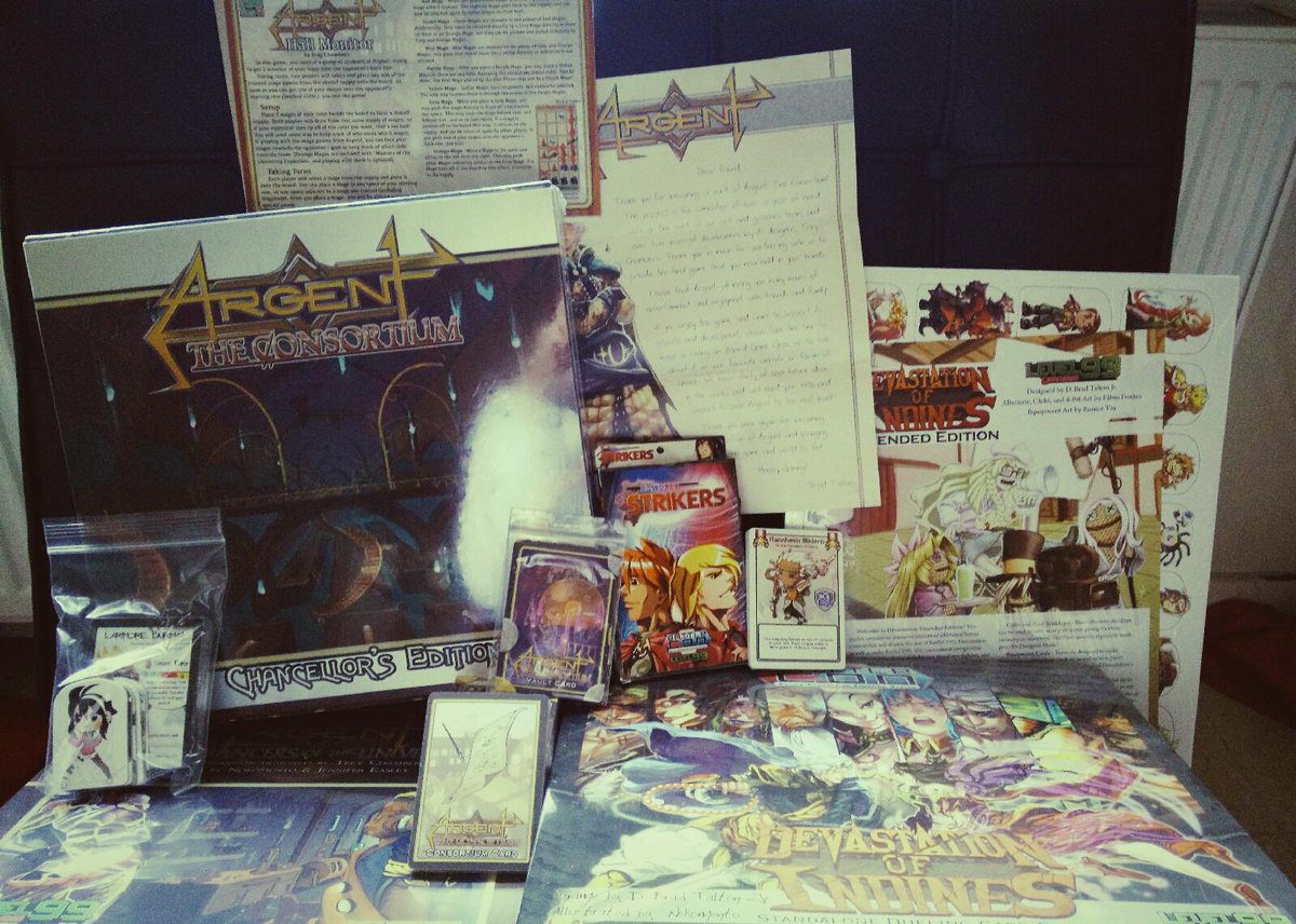 BUTRbe's tweet image. A pile of #Kickstarter @Level99Games #Boardgames as bought by @jhuylebroeck! Let's study them! 😀