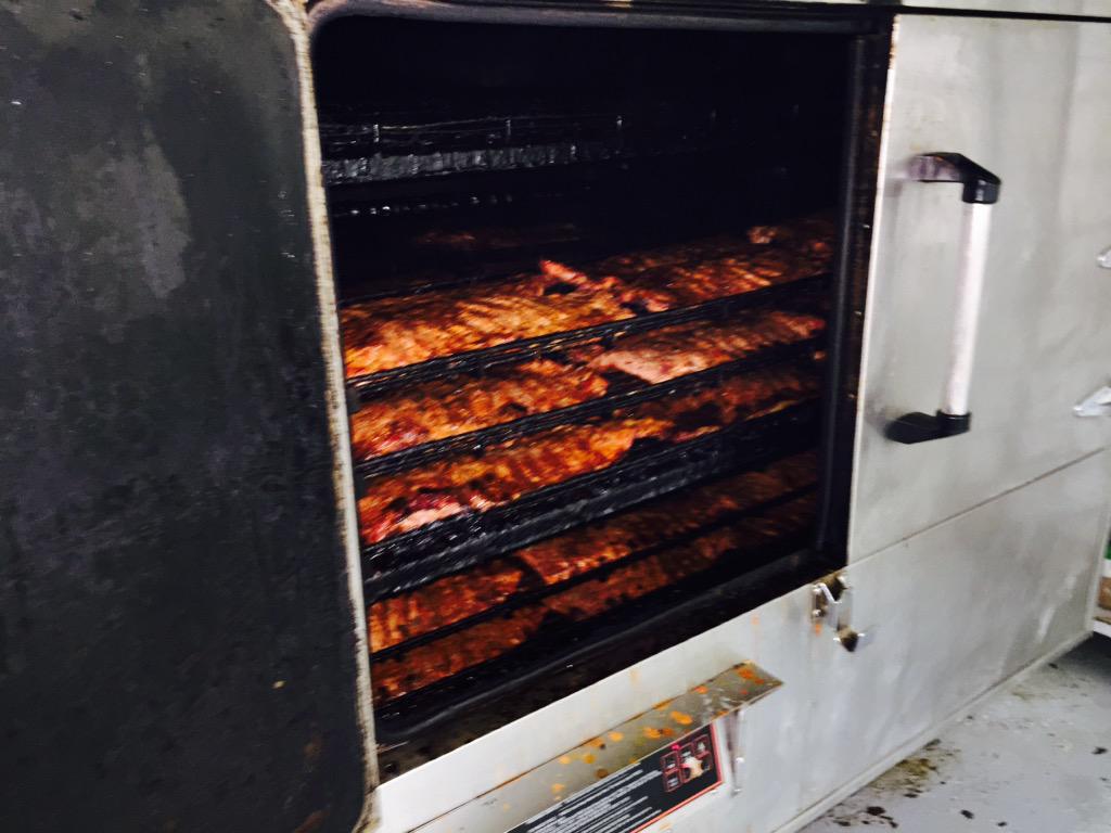 BofingerBBQ's tweet photo. Straight from the smoker, pork ribs-Today all you can eat ribs! Reserve for more than 6! #ribs #mtlfood #spring #bbq http://t.co/50bi7LMKwf