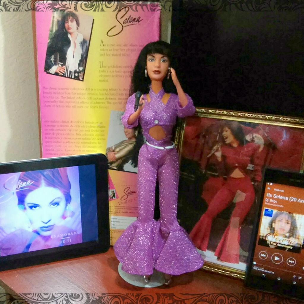 titopazdj's tweet photo. @GlamorousSelena HAPPY BIRTHDAY SELENA,  Feliz 44 Añotes 
LIMA - PERÚ http://t.co/8459TO1H7Q