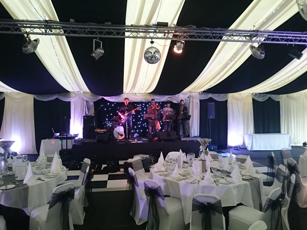 magnetics_band's tweet photo. Sound check underway for tonight. http://t.co/XlfTwtKtzA