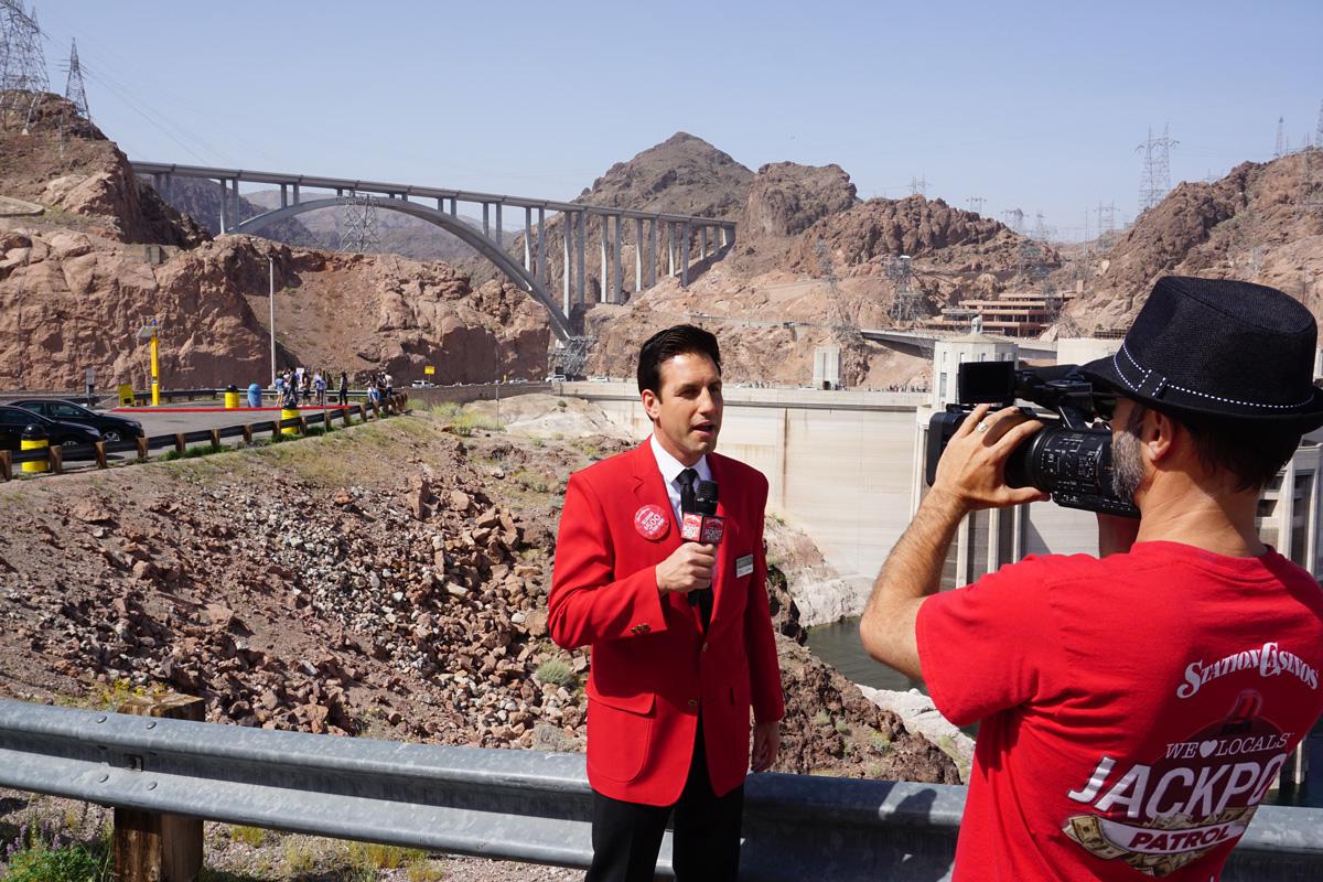 palacestation's tweet image. #JackPotts is giving away some &apos;Dam&apos; good money away today at the Hoover Dam! #JackpotPatrol
