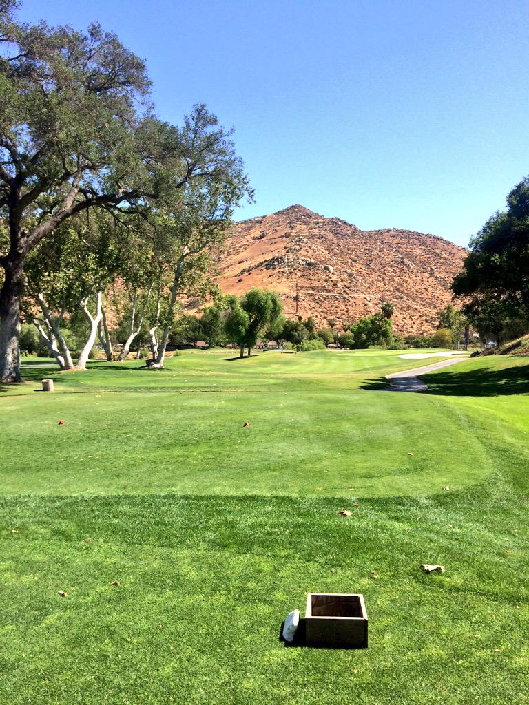 samwise04's tweet photo. Beautiful day for a golf tournament! #iheartsharp #grossmonthospital #golftourney @sharphealthcare http://t.co/LCfTLwjjRO