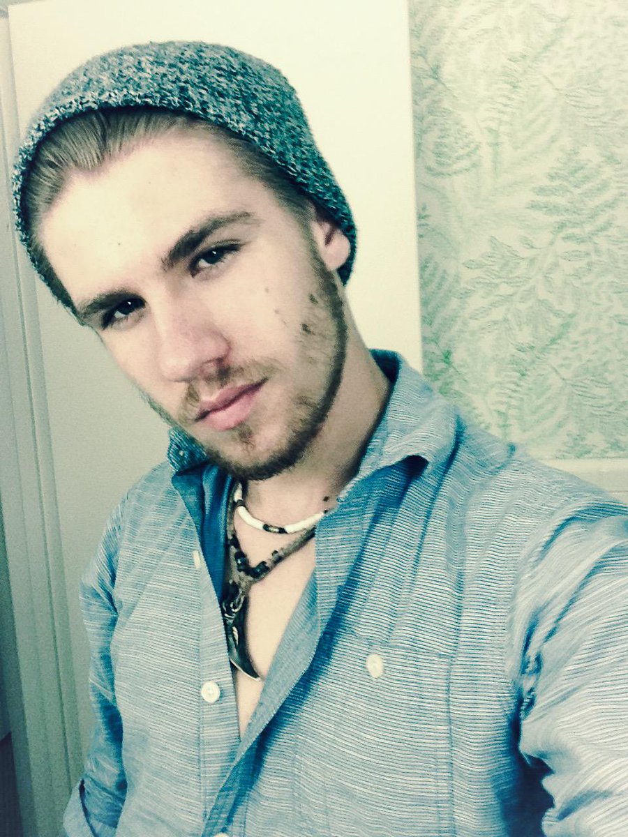 239AlexDavis's tweet image. Kinda like this photo and the edits made to it #coolPhoto