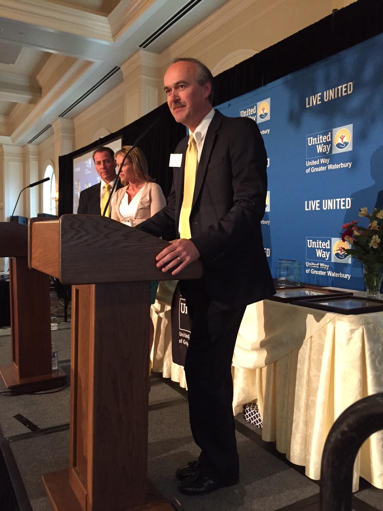 UnitedWayofGW's tweet image. @douglasnjohnson accepts Spirit of Excellence Award for Marion Manufacturing! TY for ur support! #TakingStepsTogether