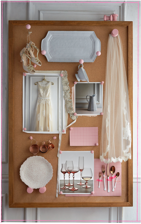 arizonabride's tweet photo. You know that @BHLDN gown you've had your eye on? Now's your chance to win it!  http://t.co/mSOq7GbDmB http://t.co/KeEVx70xGR
