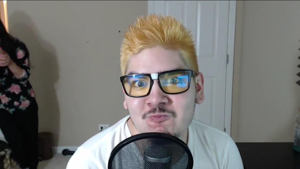 danielmackay14's tweet photo. @Castro1021 😂😂😂😂 http://t.co/stMTT6JknC