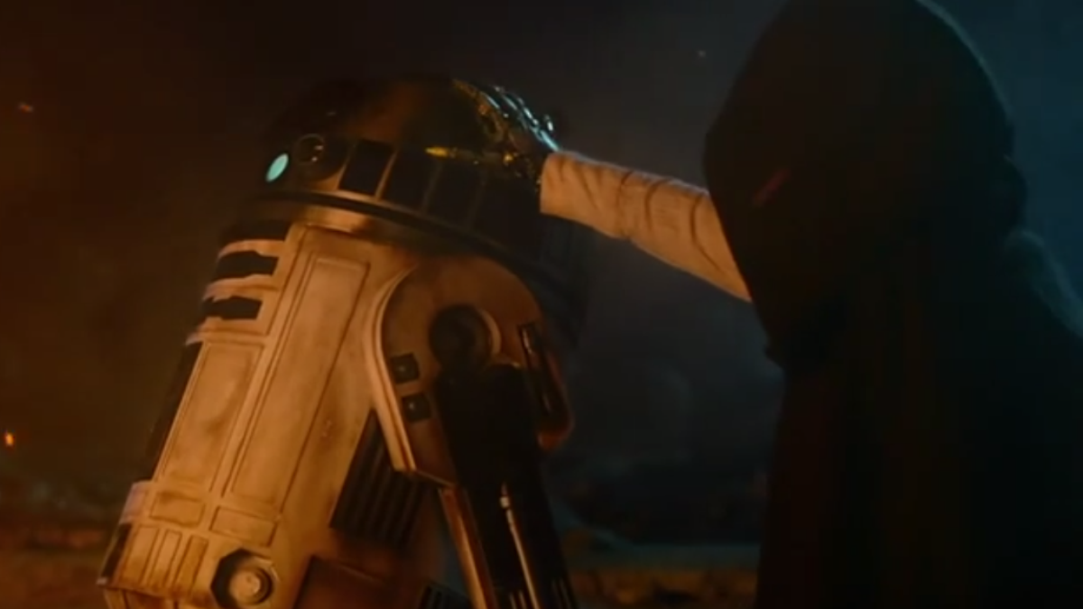 Here's a frame-by-frame look at the new Star Wars trailer theverge.com/e/8195828?utm_…