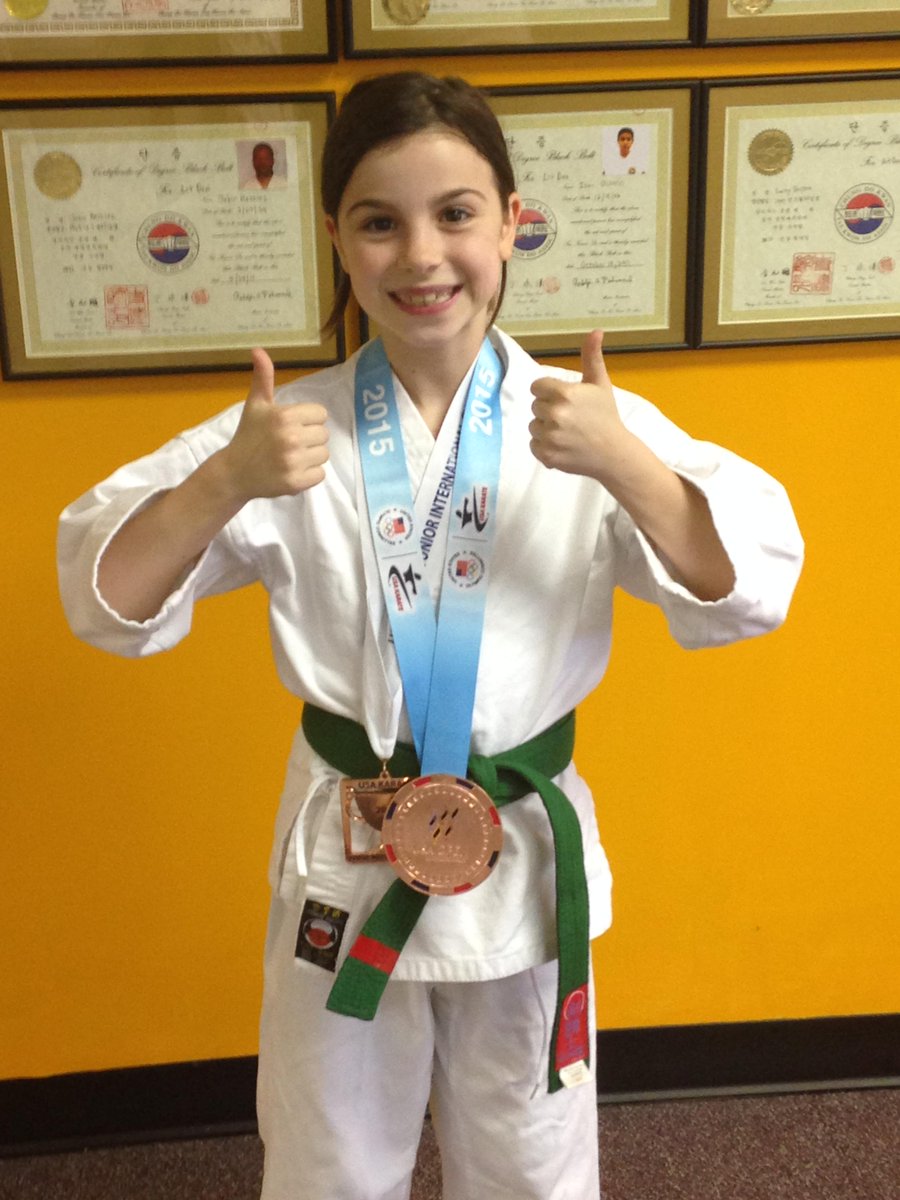 KCIntegrityMA's tweet photo. Congrats 2 Julia on her bronze medal finish at the US Open! Her hard work definitely paid off! http://t.co/Jc9VQMh7Vq