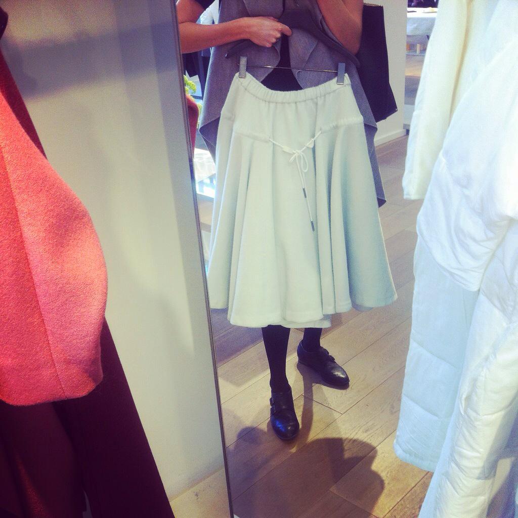 Style_biscuit's tweet photo. Roll on #Au15preview #Cosstores #allabouttexture http://t.co/NYXbL4eA54