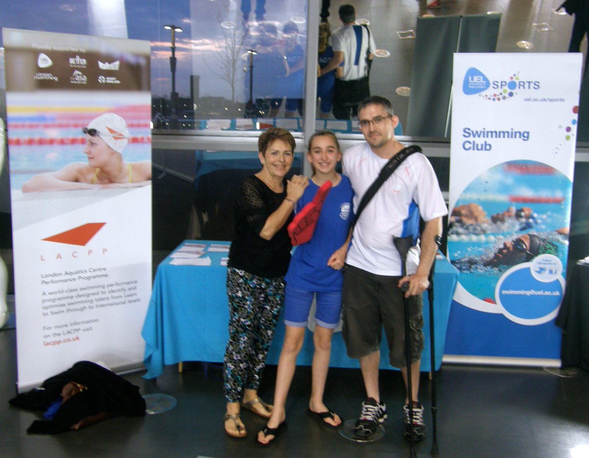 Jarsy's tweet photo. #BSC15 More Swimming 'Fin-atics' @LAC_PP Stand http://t.co/NLWQdqA5z5