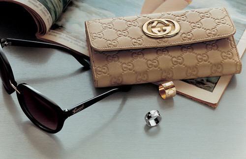 unjeunequitweet's tweet photo. Gucci Style 🚀🔝😍 http://t.co/8Q6tKH94F2