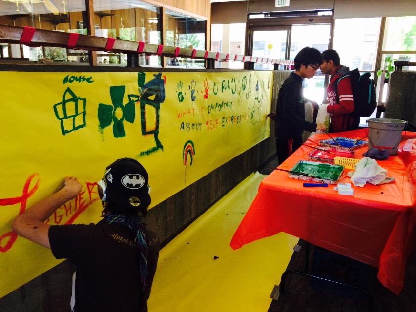 COA_StudentLife's tweet photo. Hey peeps! Come out to our art show in the F-building! We have finger painting and who doesn't love that? http://t.co/IqWLwg5DPq