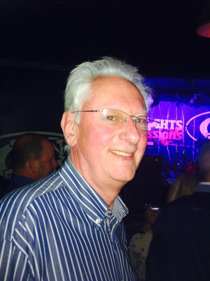 onetakewoop's tweet photo. Surely @Petercoyne1 is @texastheband's biggest fan. generous too!! He donated £200 to @SundayMail100. Thank you x http://t.co/c0Q1OKZcHV